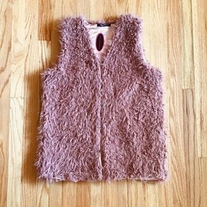 NWT Pink Faux Fur Vest sz Large